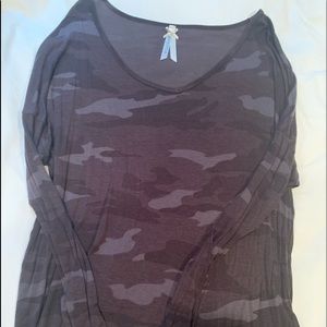 camo black and grey long sleeve